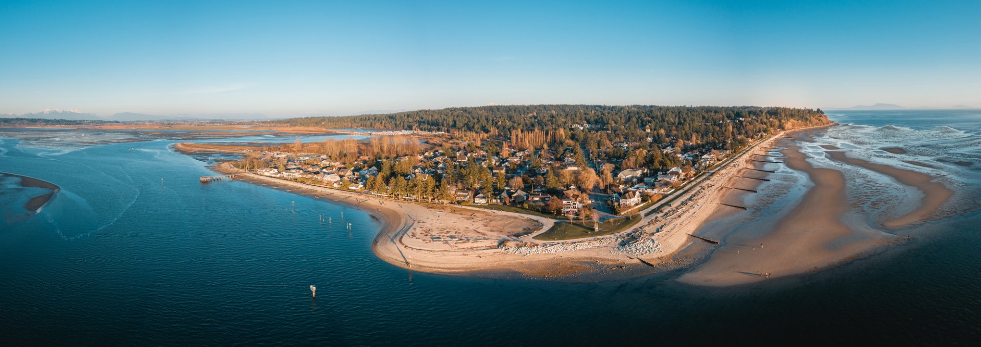 Crescent Beach street view