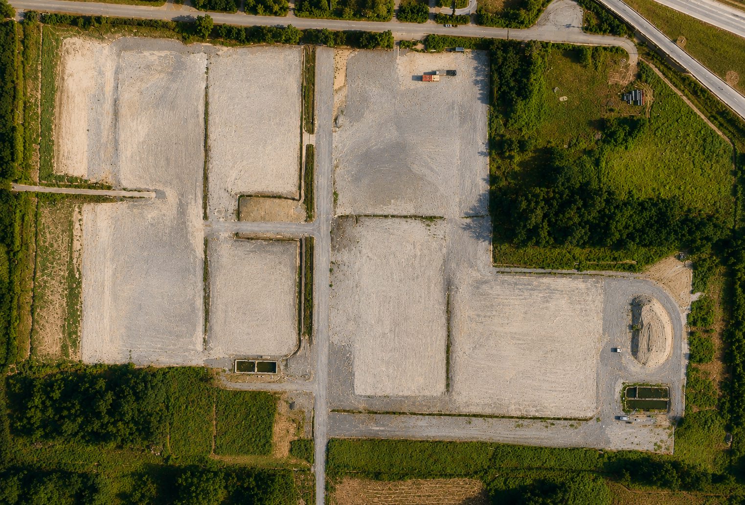 83 Avenue, Willoughby